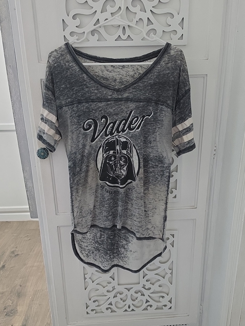 Darth Vader Graphic High-Low Tissue Tee — Gray and White